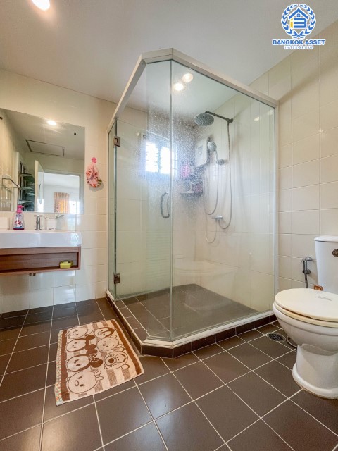 *****บ้านเดี่ยวมือสองย่านปทุมธานี ม.พฤกษาวิลเลจ30 เดอะซีซั่น แจ้งวัฒนะ-ราชพฤกษ์ หลังมุม! เนื้อที่กว้างขวางเกือบ 61 ตร.ว. ฟังก์ชัน 3 ห้องนอน 2 ห้องน้ำ 2 ที่จอดรถ บนทำเลยอดเยี่ยม เชื่อมต่อถ.345, ถ.ชัยพฤกษ์, ถ.แจ้งวัฒนะ ใกล้เมืองทองธานี และทางด่วน "แจ้งวัฒนะ" จองเลย!